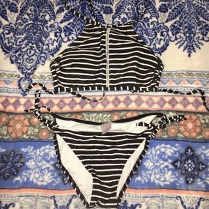 High neck bikini